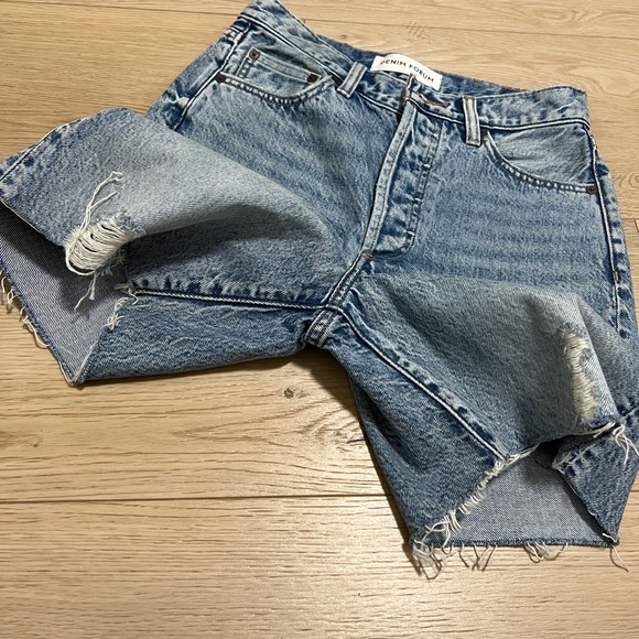 Denim Forum The Nina Mid Thigh Short Sz 25 - Picture 12 of 12